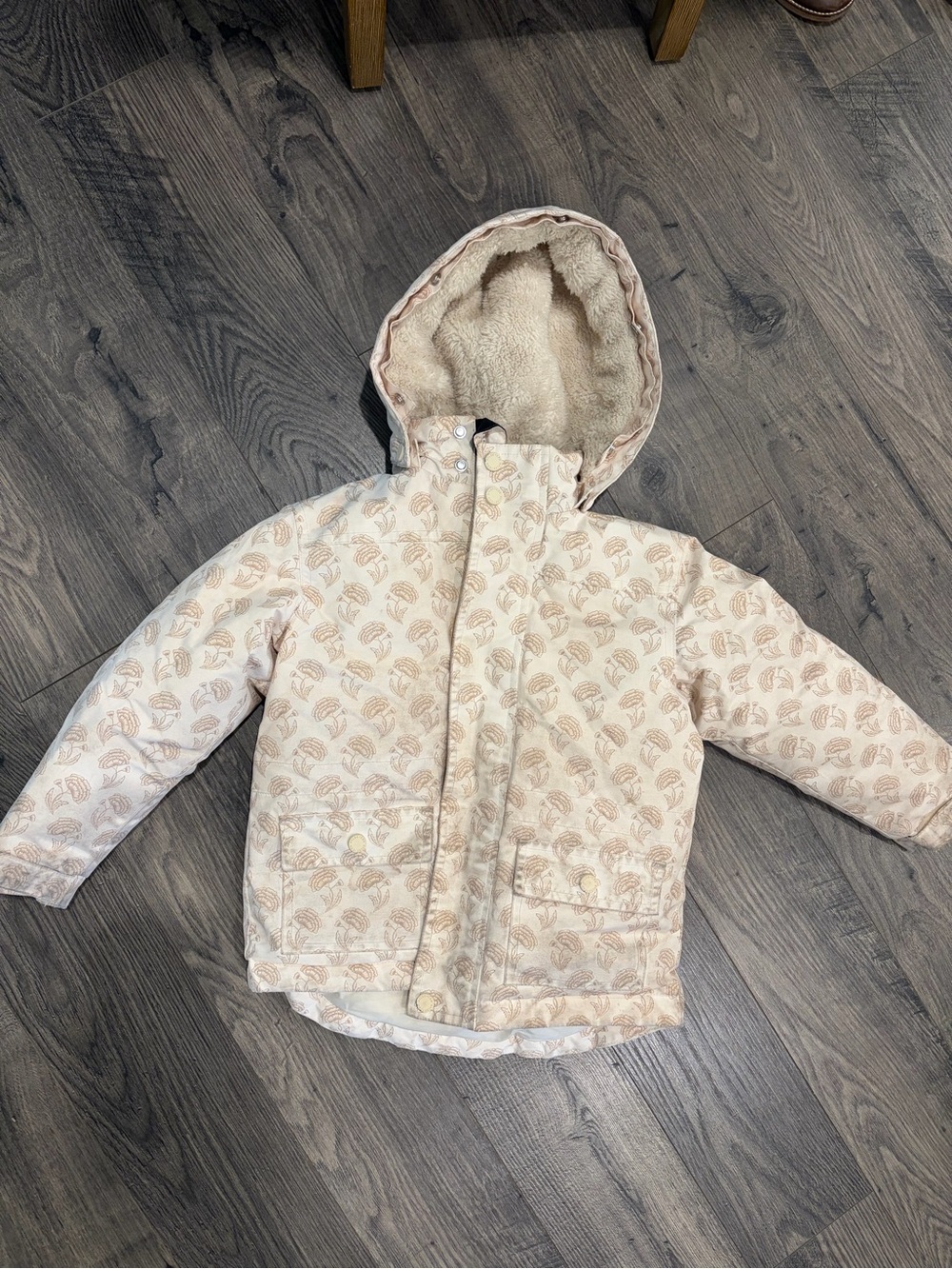 Rylee + Cru Cream Hooded Puffer Jacket with Subtle Tan Pattern